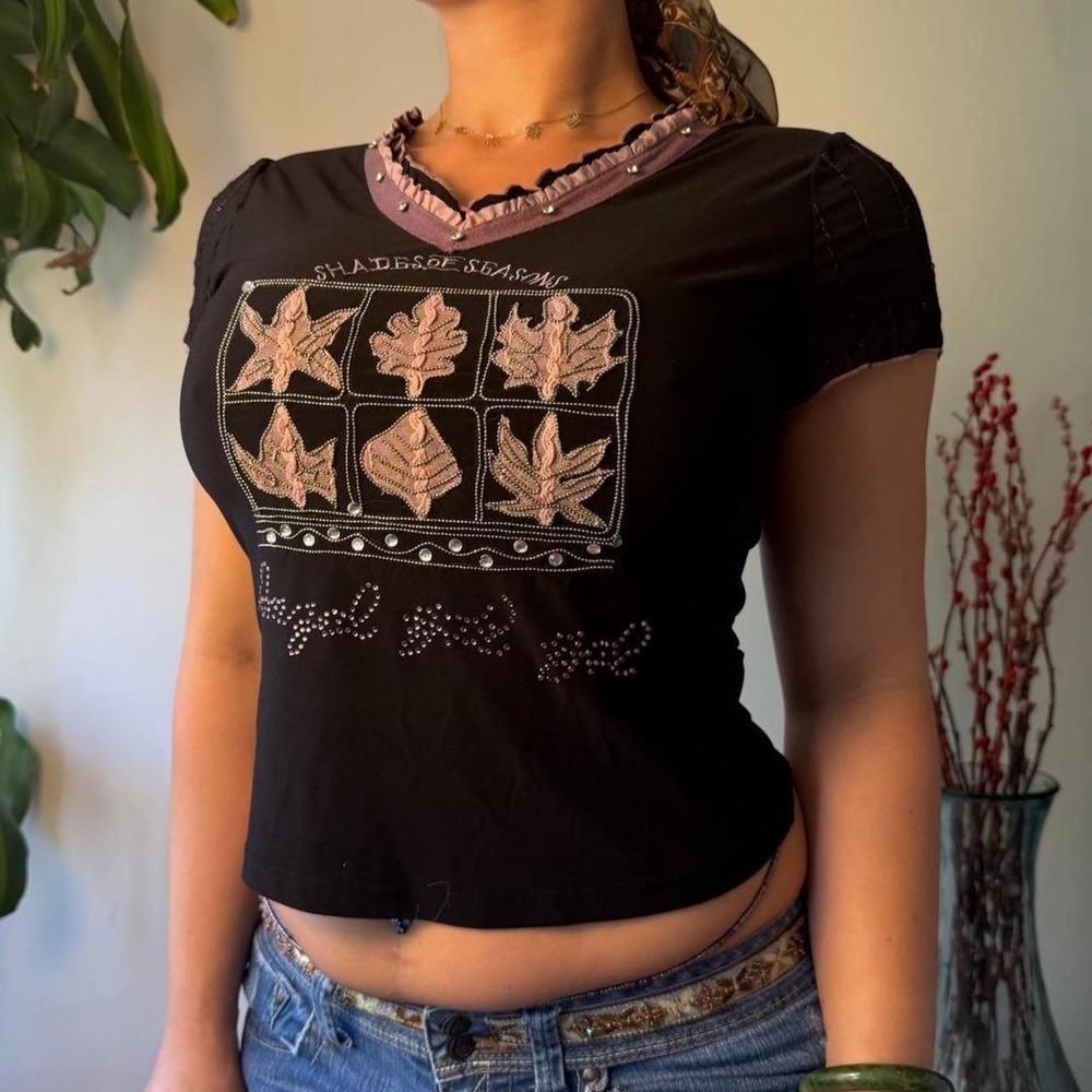 Vintage 90s Y2K Black Beaded Sequin Graphic Baby Tee Purple Trim L/XL